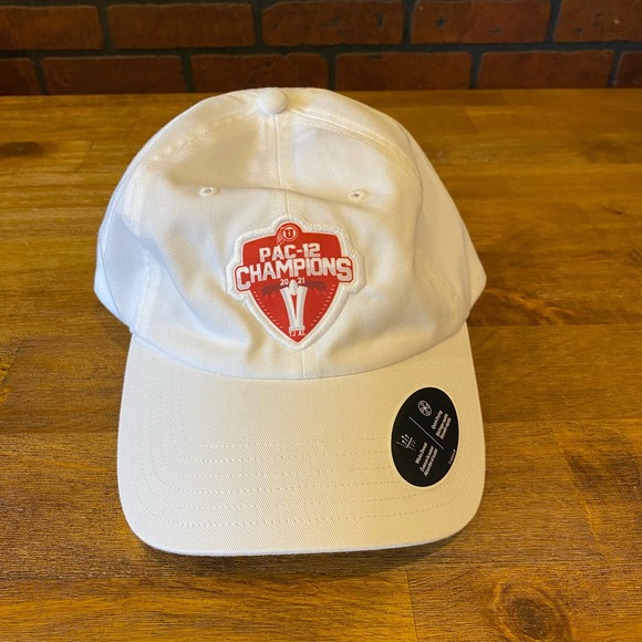 Under Armour Utah Utes Team Issue White Pac 12 Champions Adjustable Hat OSFA - Picture 1 of 6